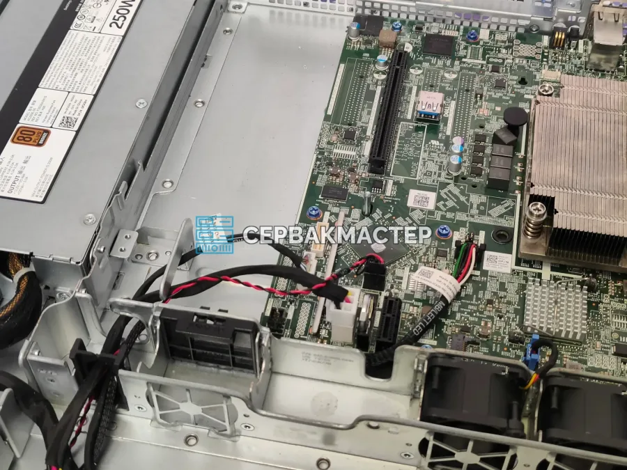 Сервер Dell PowerEdge R240 2LFF на Xeon E-2286G, 128 ГБ DDR4 ECC, 2x SSD 1.92 ТБ